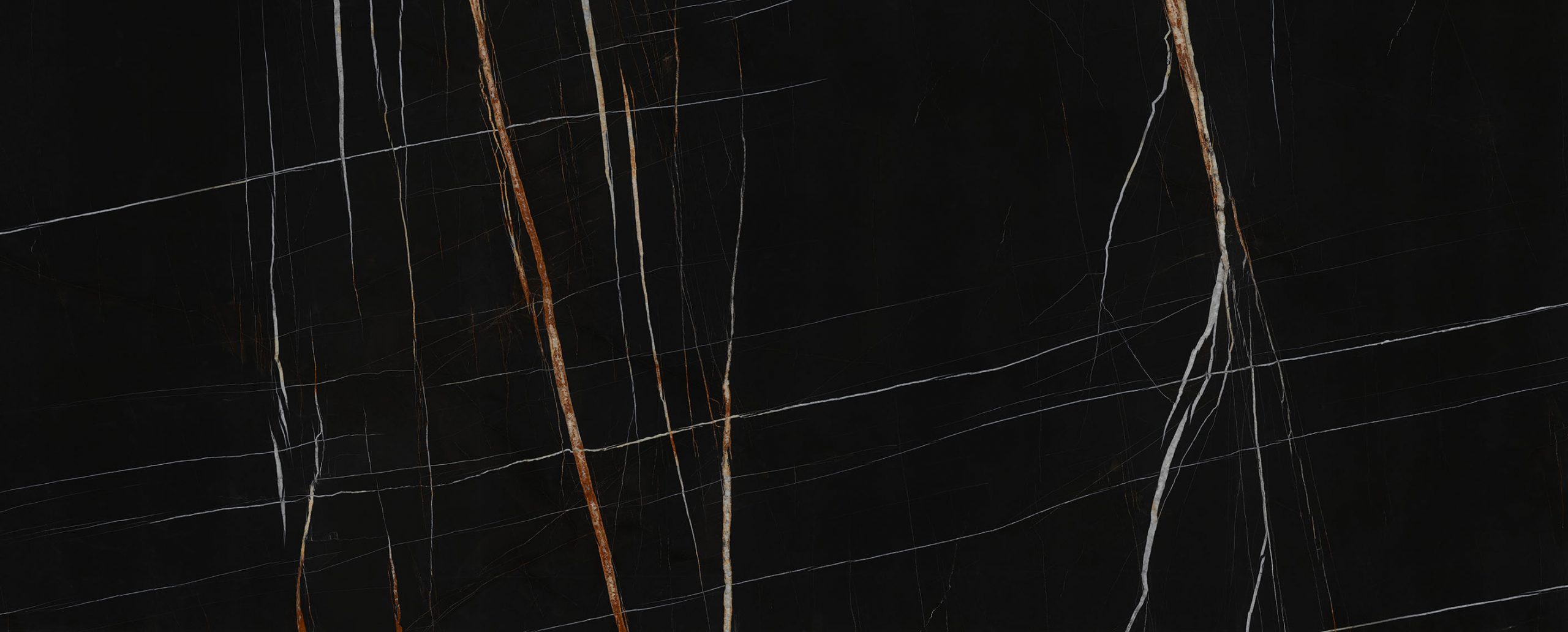 LAMF010646_IT I Naturali Sahara Noir Extra Bocciardato R10 1200x3000x5.5 Laminam
