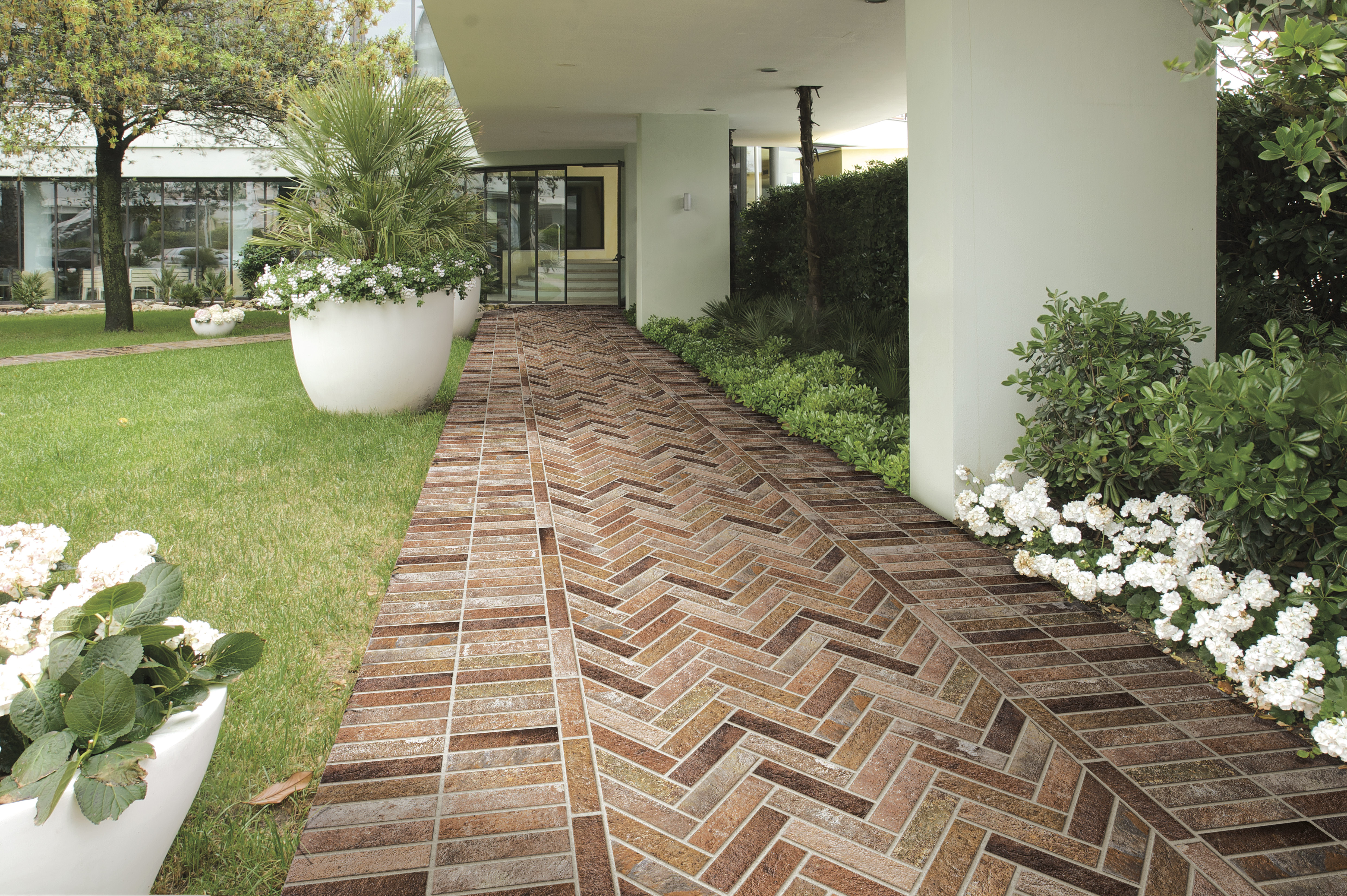 J85668 Bristol Brick Dark 6x25 RHS (Rondine) Ceramiche