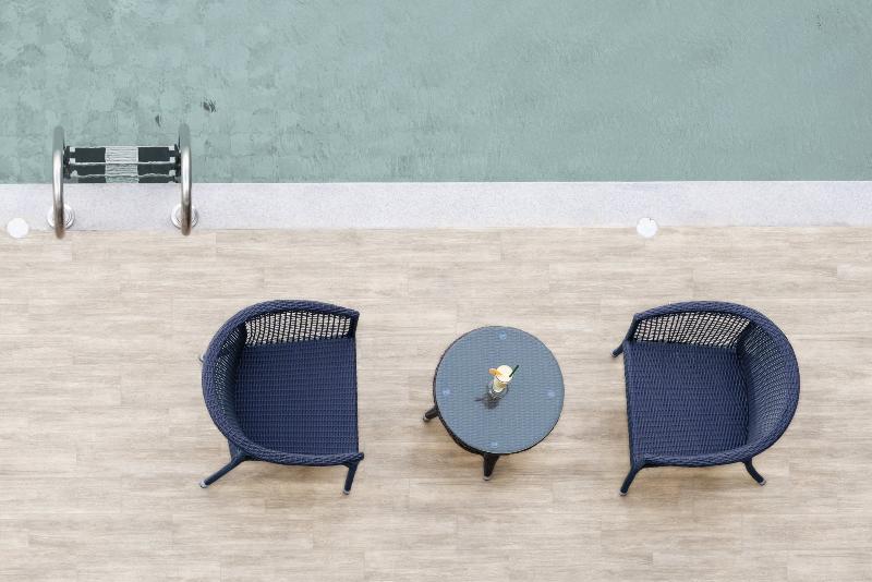 Carlos Global Tile