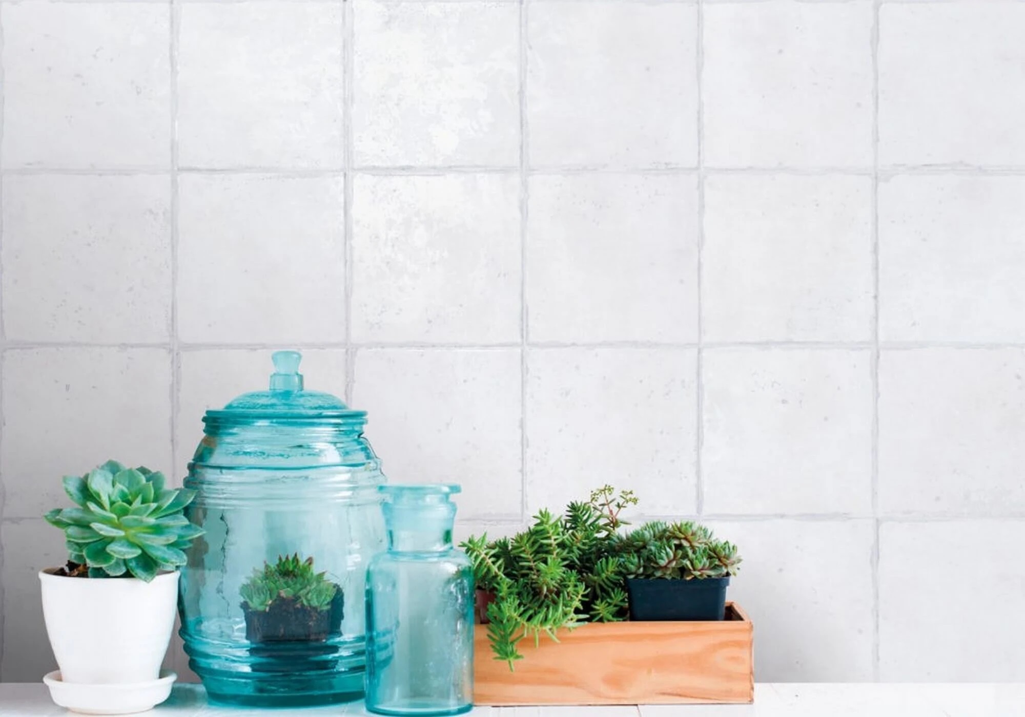 Florentina Lilia White 15x15 Nanda Tiles