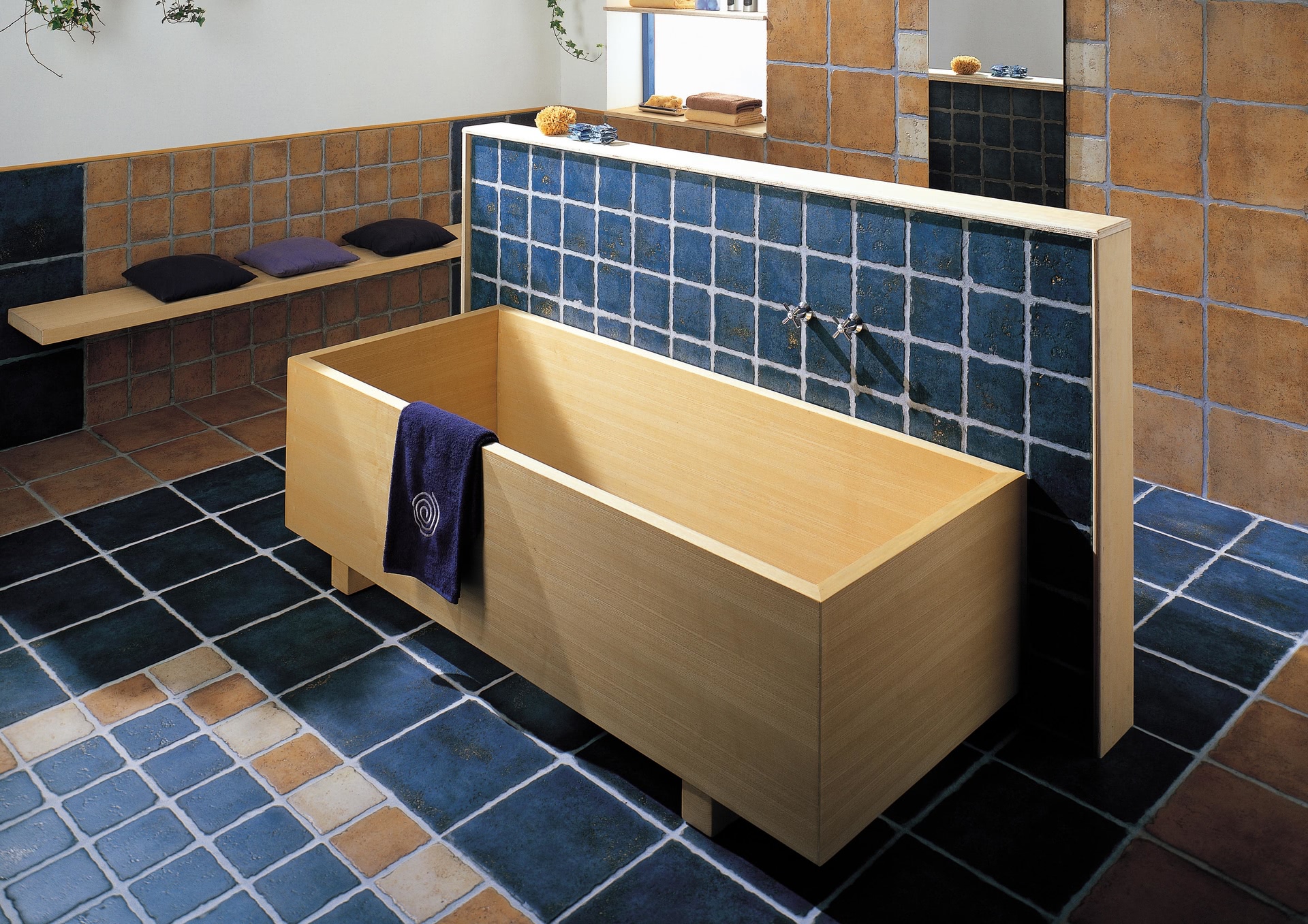 ZHA0 BR 1-4 Mandana Red 20x20 Cerdomus