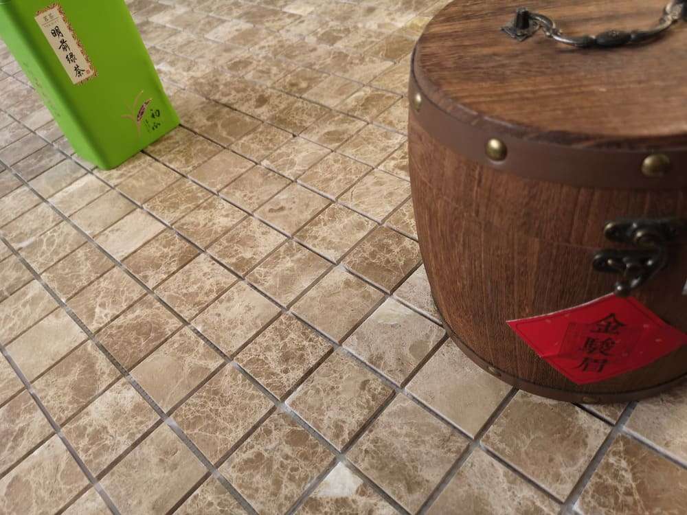 Pietrine Onice Jade Bianco POL 2.3x2.3 29.8x29.8 Caramelle Mosaic