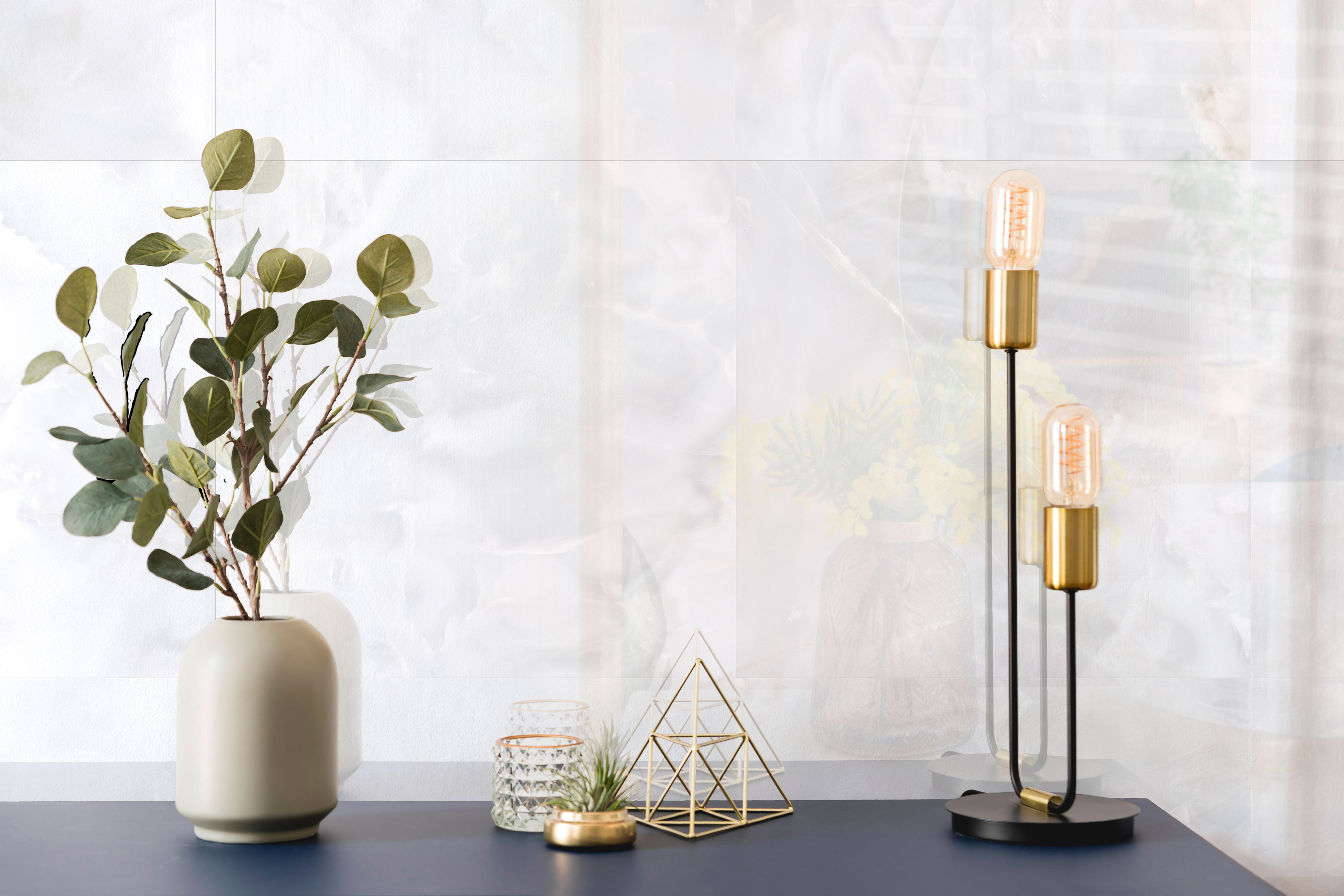 Onyx Global Tile