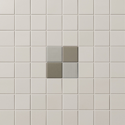 127395 TESSERAE PLAY ONE MAR 28x28 WOW