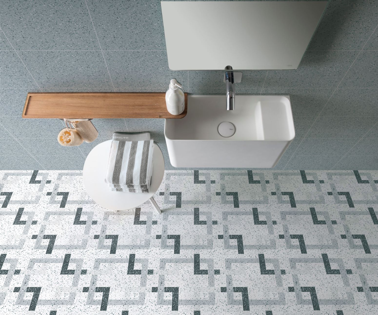 La Femme Carlo 30x30 Novogres