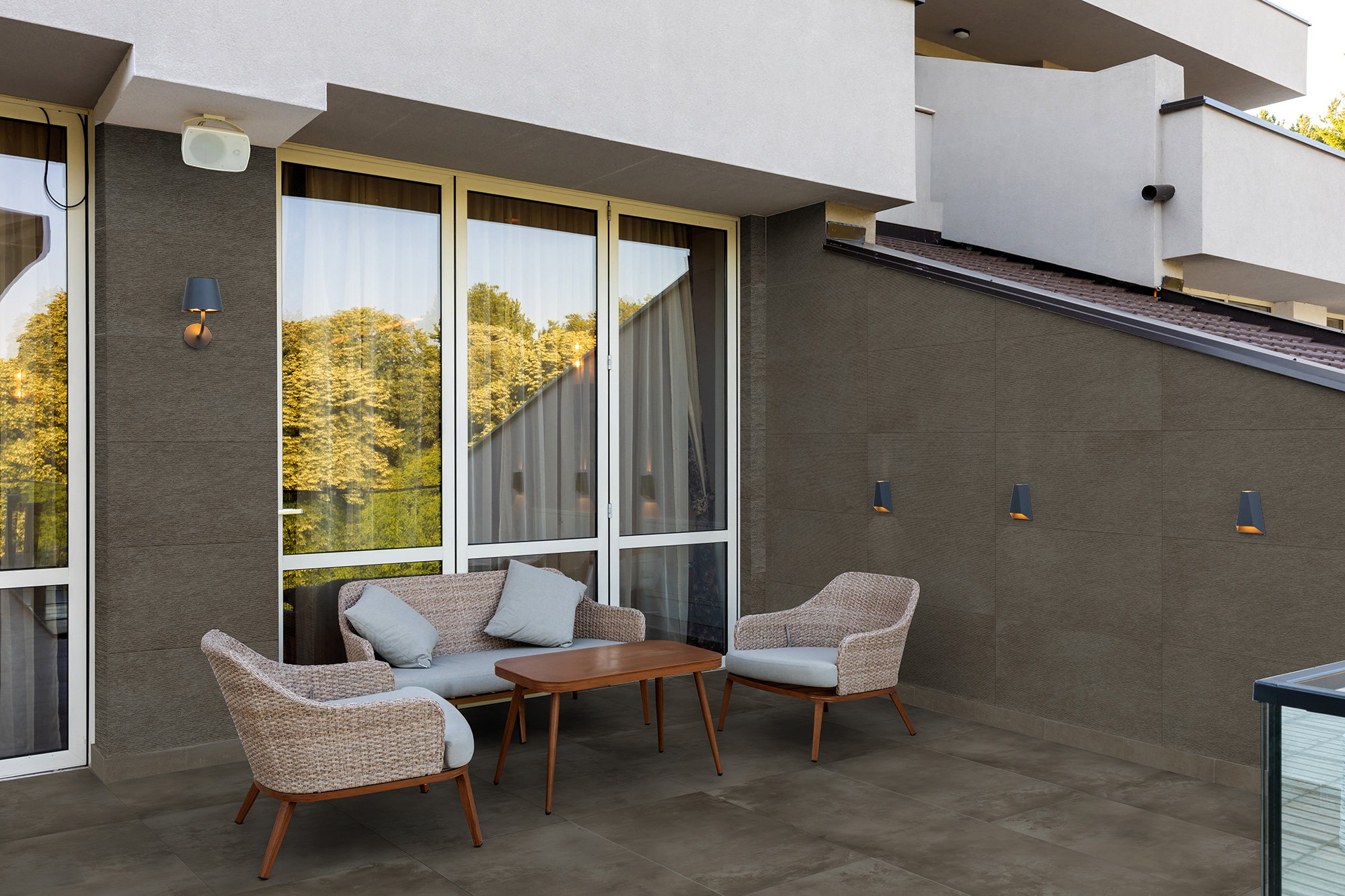 Onega Global Tile