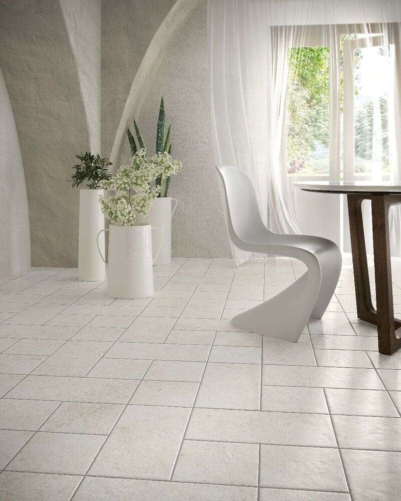 Pave Pierre Sichenia