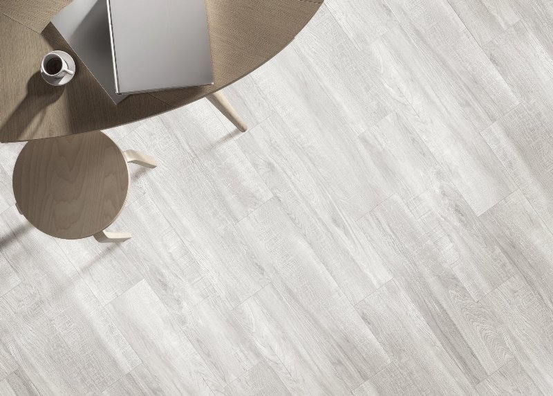 Leo Global Tile