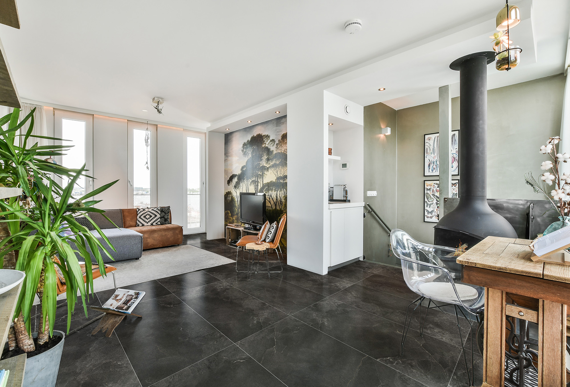 Freya Global Tile