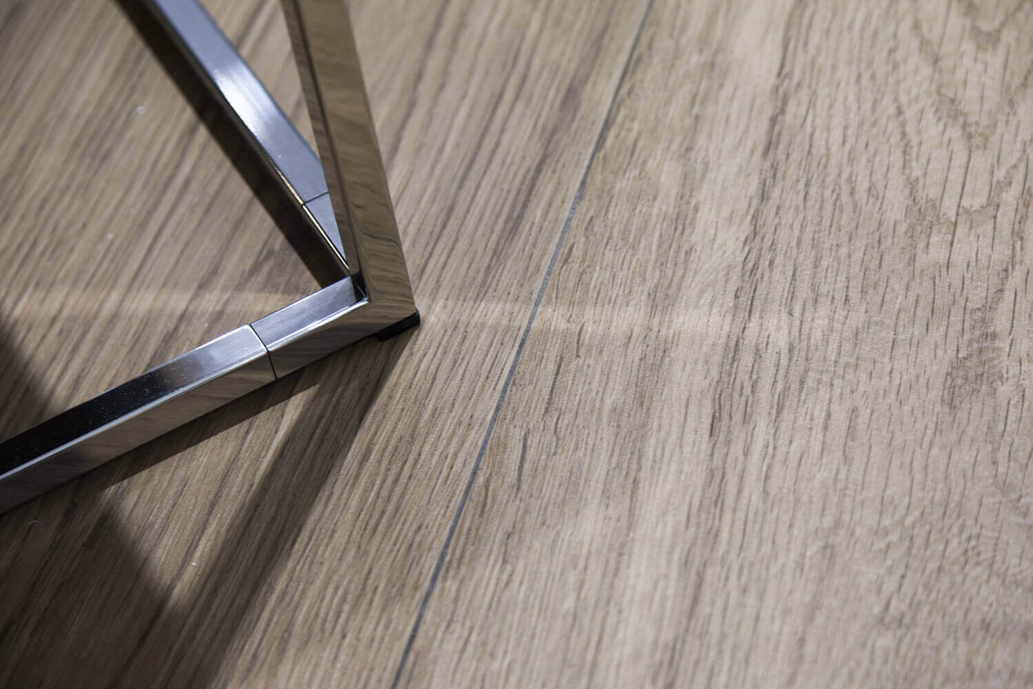 P1876185 100214569 Delaware Nogal 29,4x120 Porcelanosa