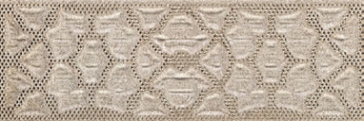 K942013 Deja Vu Damask Border Gold Noche Matt 10x30 Vitra
