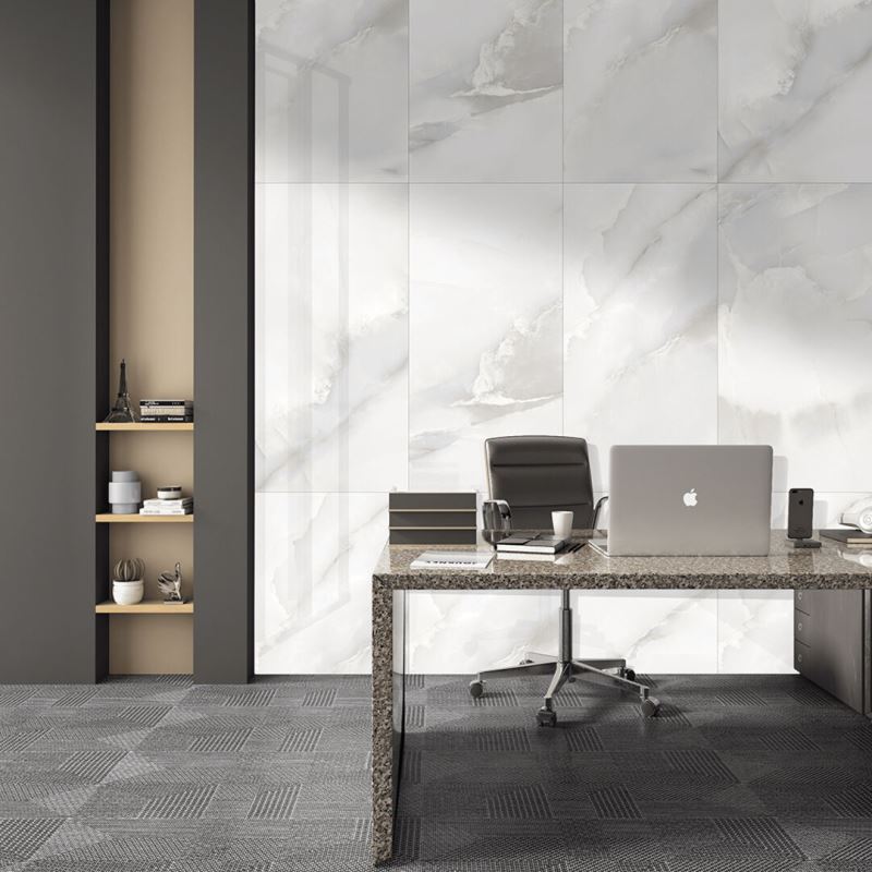 Mercato Onyx Gravita