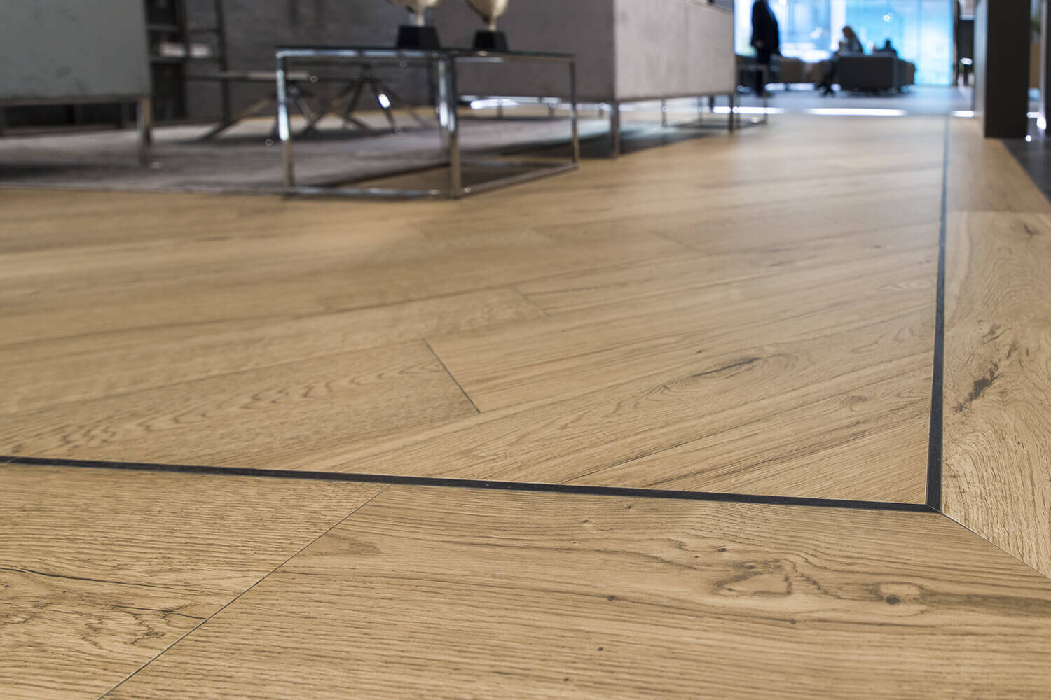 P1876185 100214569 Delaware Nogal 29,4x120 Porcelanosa