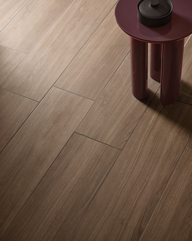 RJ98 Eik Choco Matt R 25x150 Refin