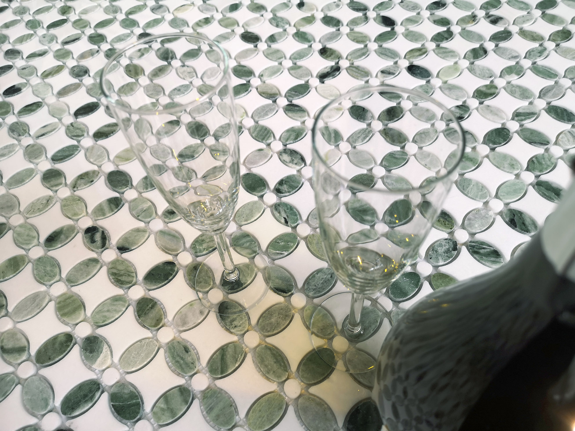 Pietrine Onice Jade Bianco POL 2.3x2.3 29.8x29.8 Caramelle Mosaic фото 7