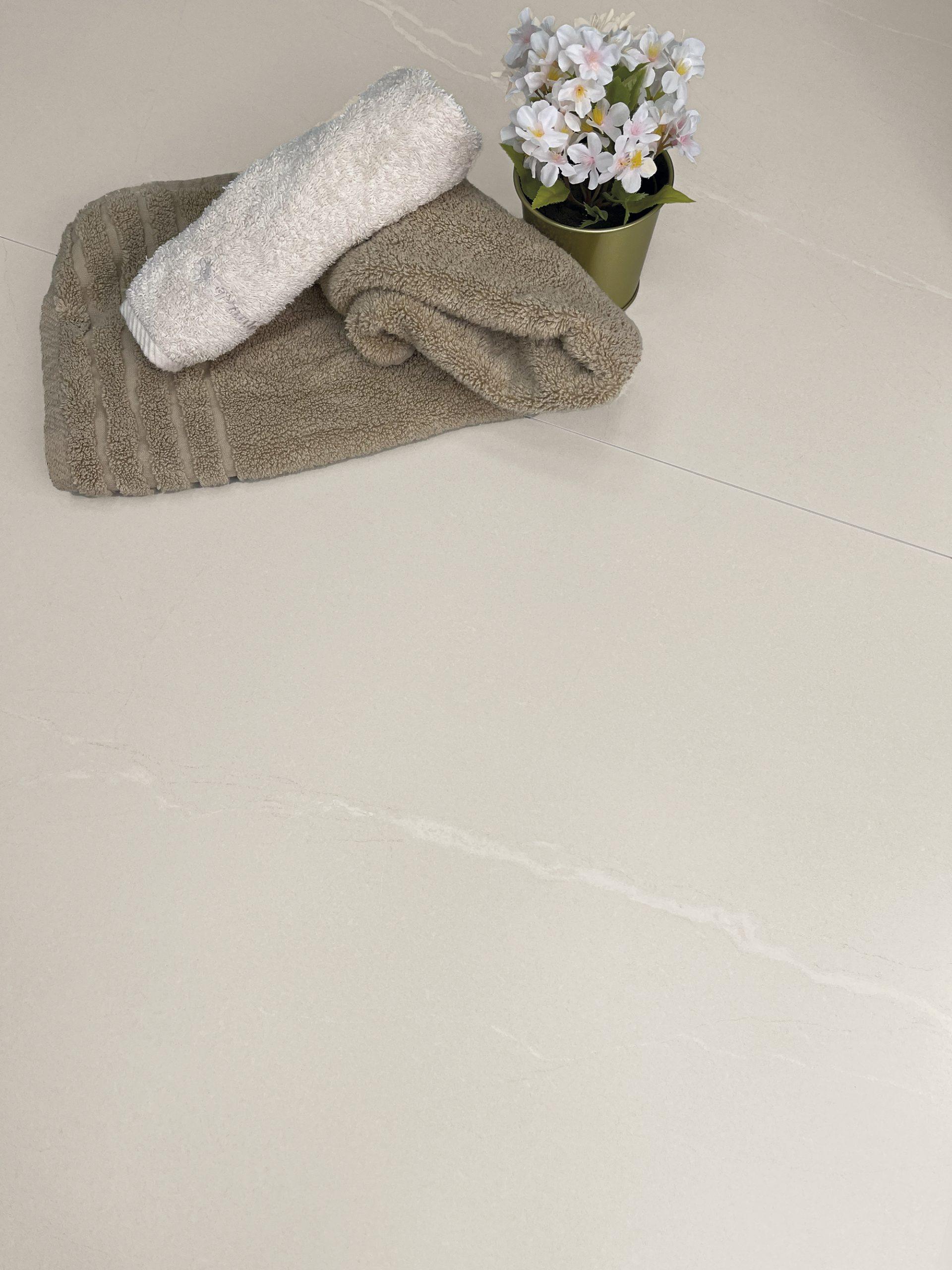 Vitay Stiles Ceramic