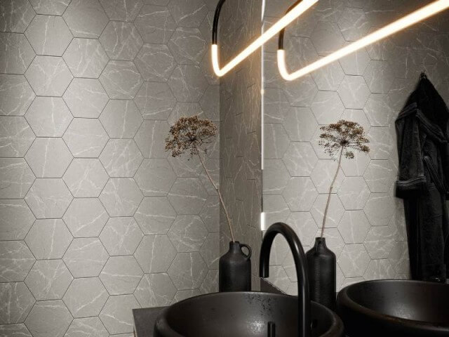 Cosmo Hex Black 20x24 Click Ceramica