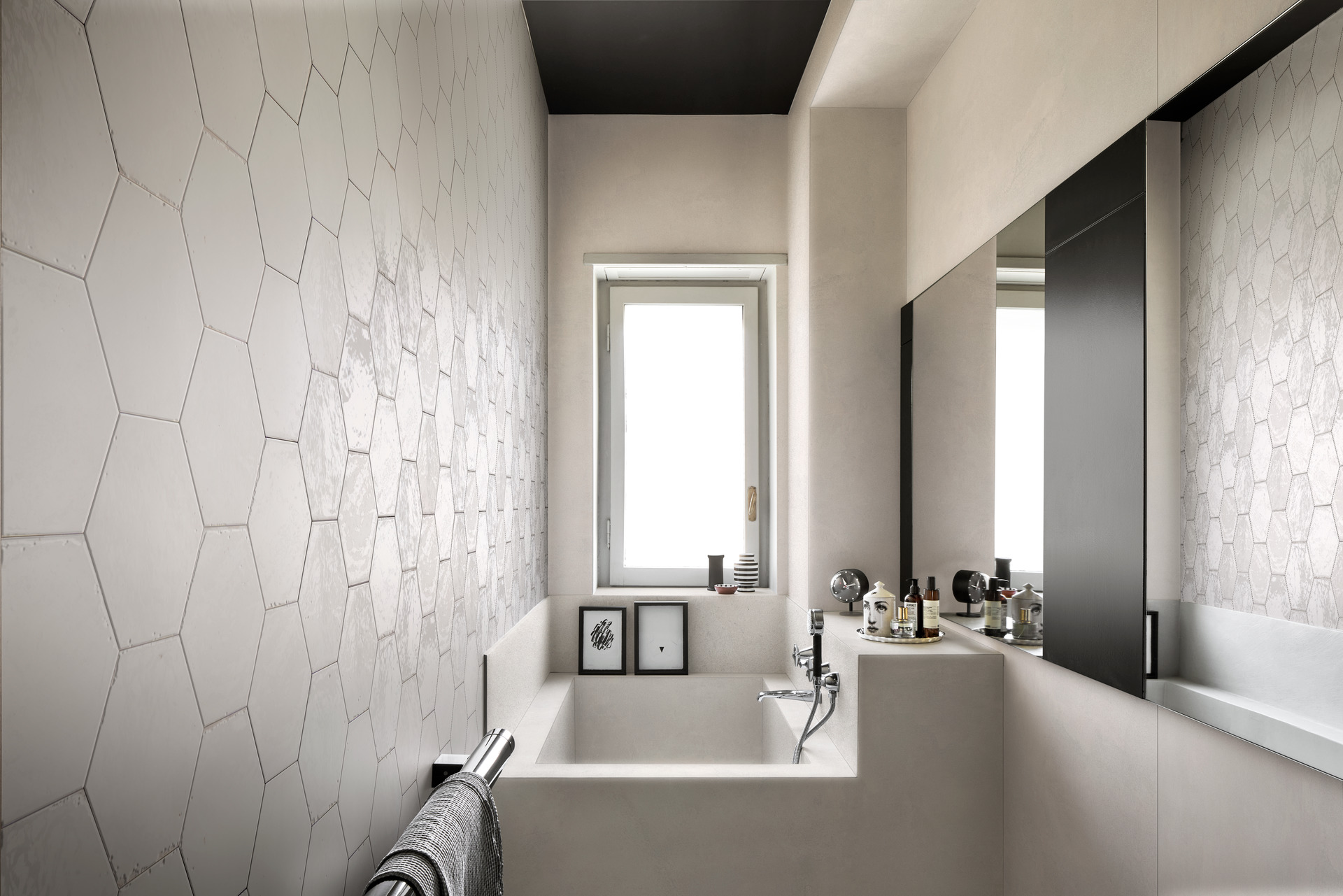 MFFF Lume Blue Lux Esagona 21x18.2 MARAZZI Italy