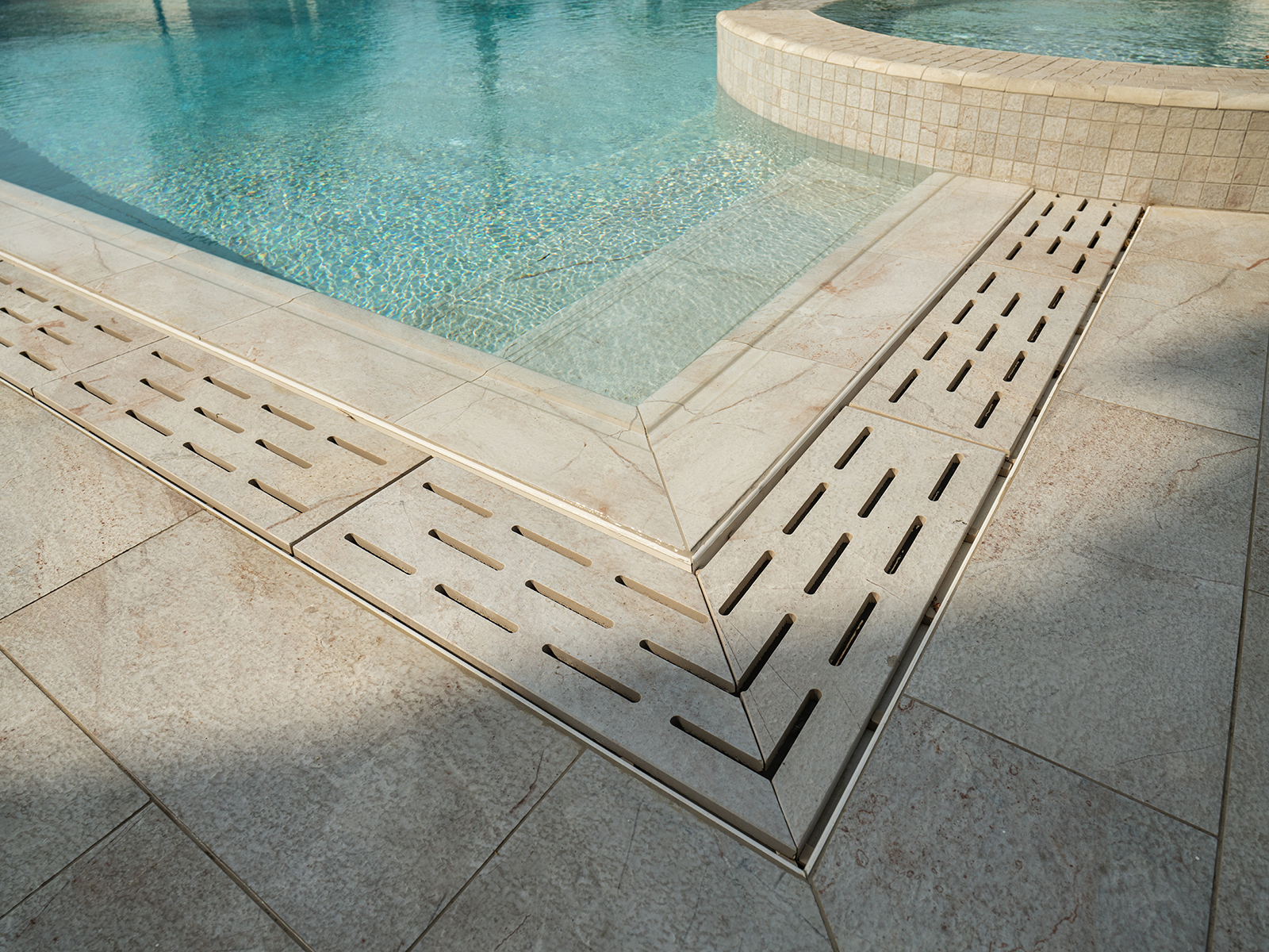 PGA3366IT-Cift Pool Garden Anthracite InfinityTile Двойная отделка 33x66x0,76 Serapool фото 37