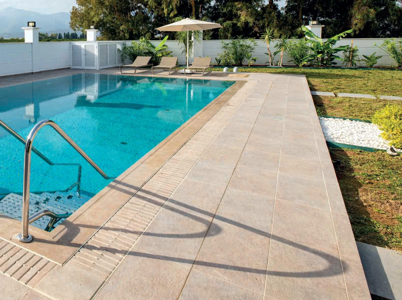 Наружный угол 90° Pool Garden Beige Handle 30x30 Serapool фото 22