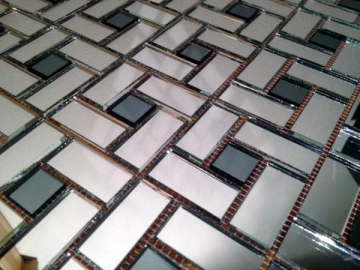 Мозаика SD42 Мозаика зеркальная на сетке (4.2x2+2x2) 32.8x32.8 Vivere