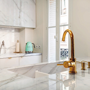 Calacatta Gold Delfone