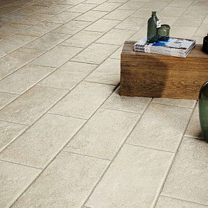 Pave Pierre Sichenia